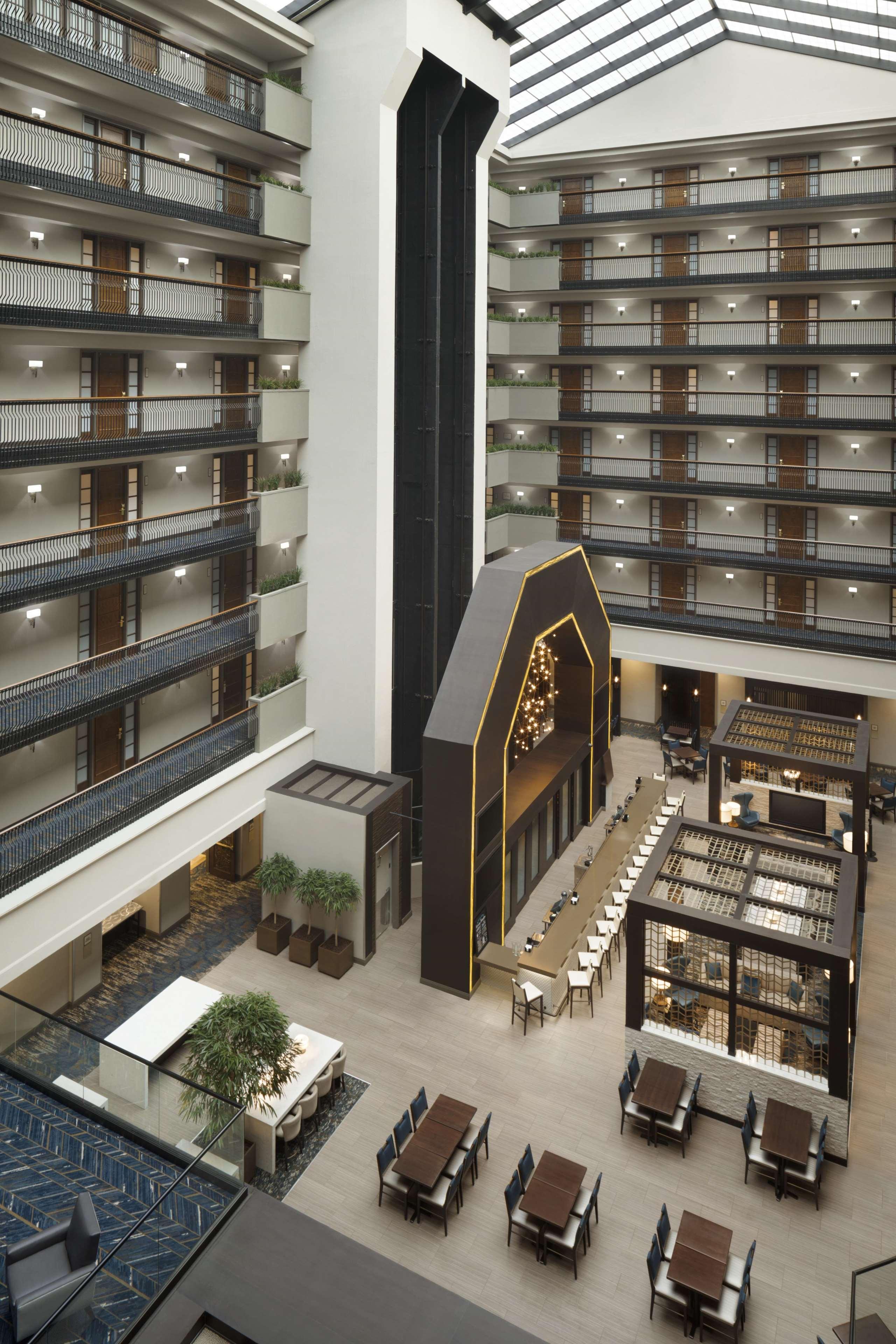 Embassy Suites By Hilton Columbus Exterior foto