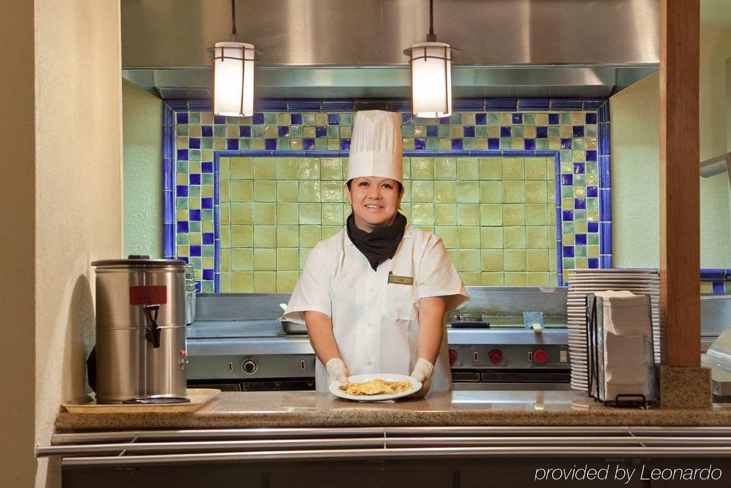 Embassy Suites By Hilton Columbus Restaurante foto