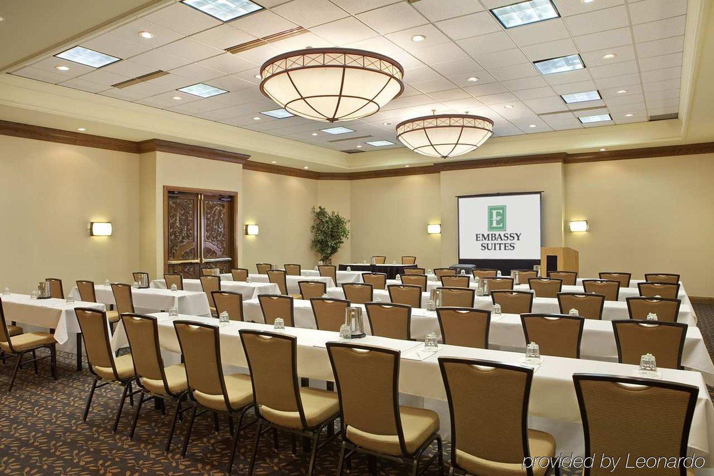 Embassy Suites By Hilton Columbus Negocio foto